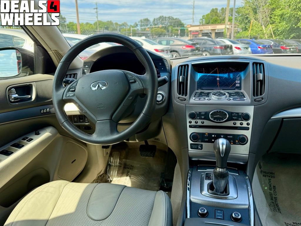 Used 2012 INFINITI G37 x Sedan w/ Premium Pkg AWD/4WD image 15