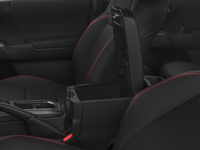 Used 2017 Toyota Tacoma TRD Off-Road AWD/4WD image 18