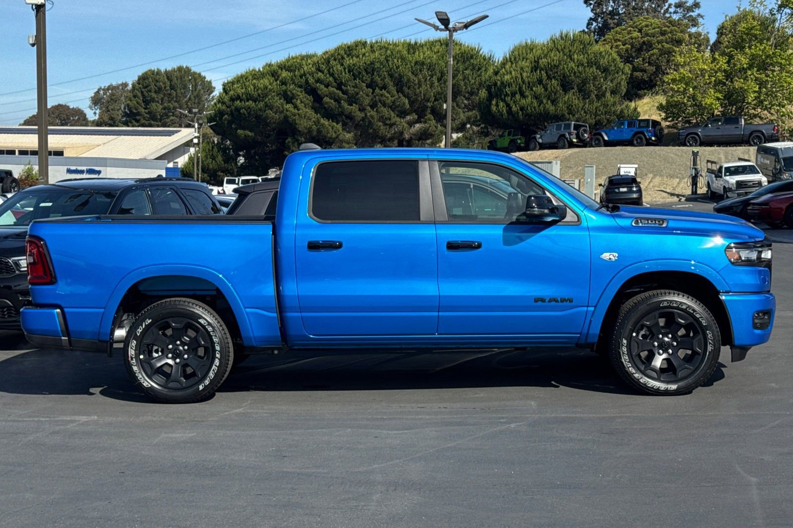 New 2026 RAM 1500 4x4 Crew Cab image 3