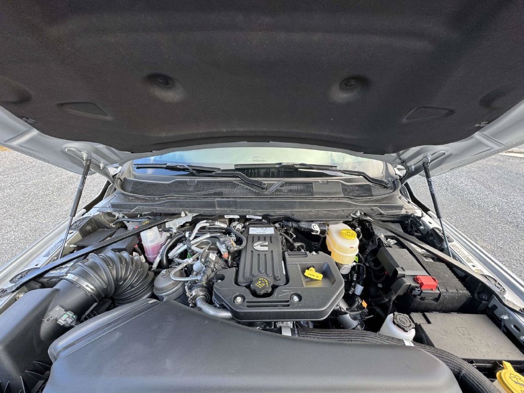 New 2026 RAM 2500 Big Horn AWD/4WD image 12