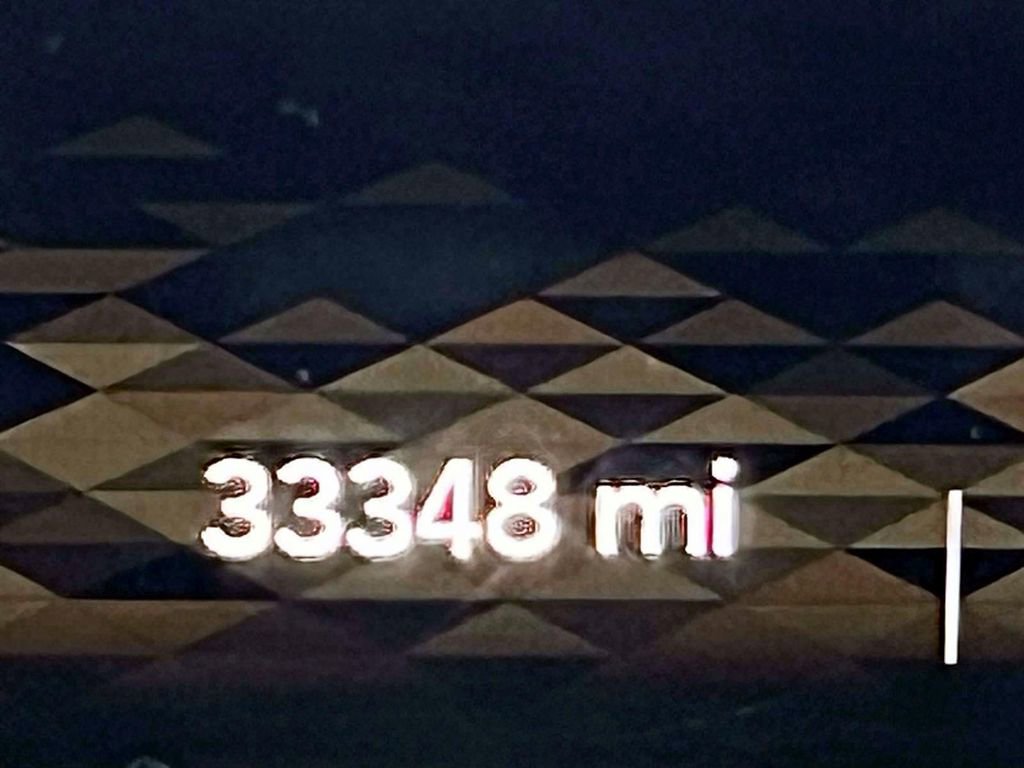 Used 2023 Jeep Wrangler Unlimited Sahara image 23