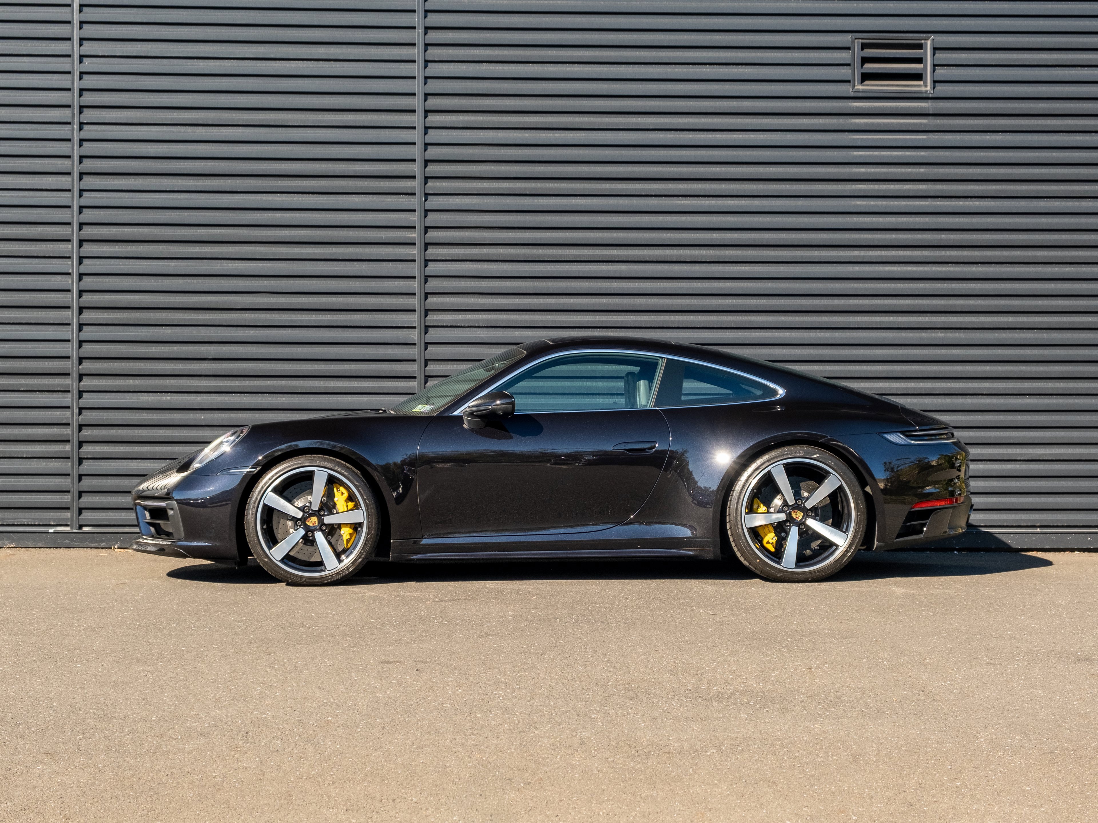 Certified 2022 Porsche 911 Carrera S image 2