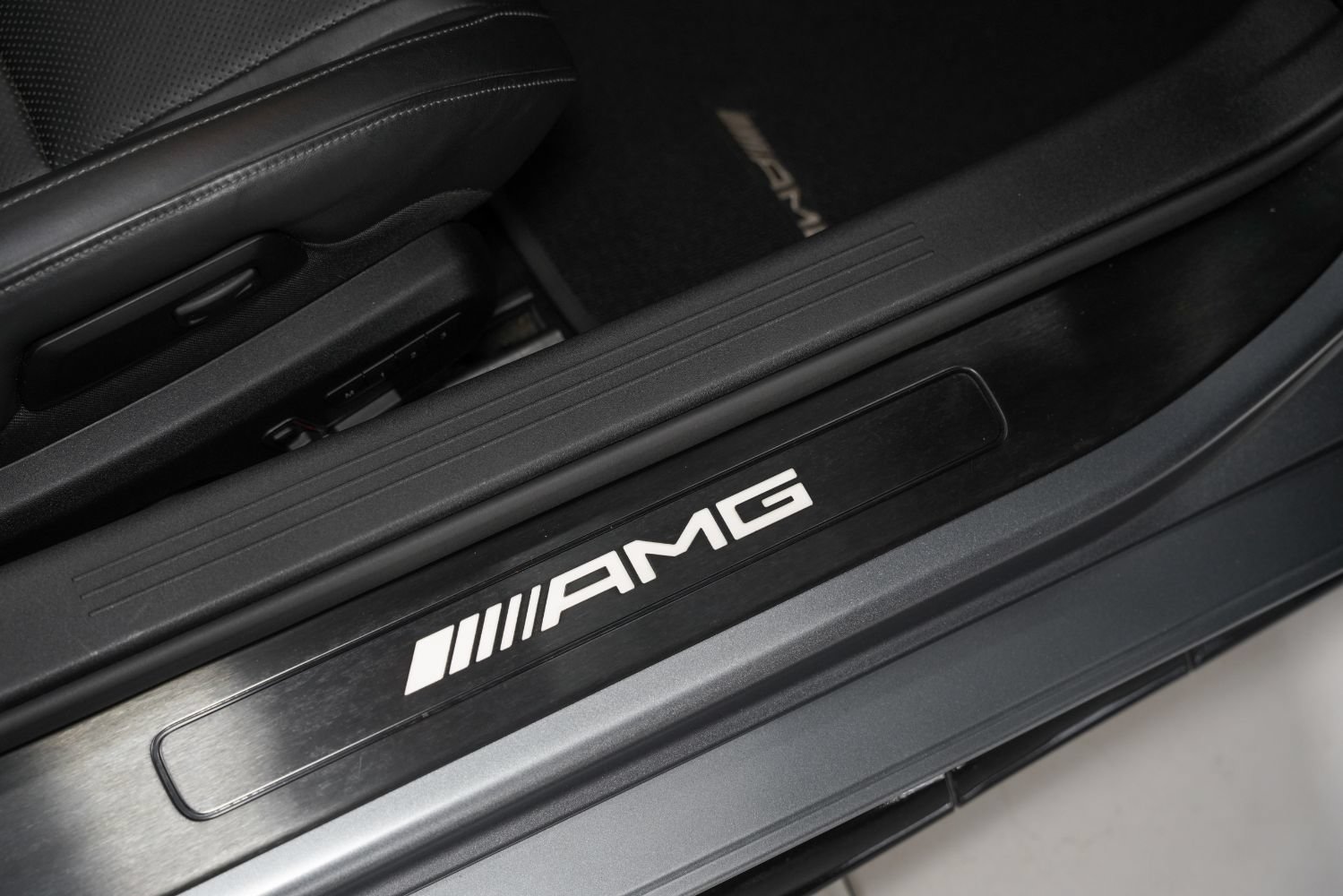 Used 2018 Mercedes-Benz AMG GT C image 35