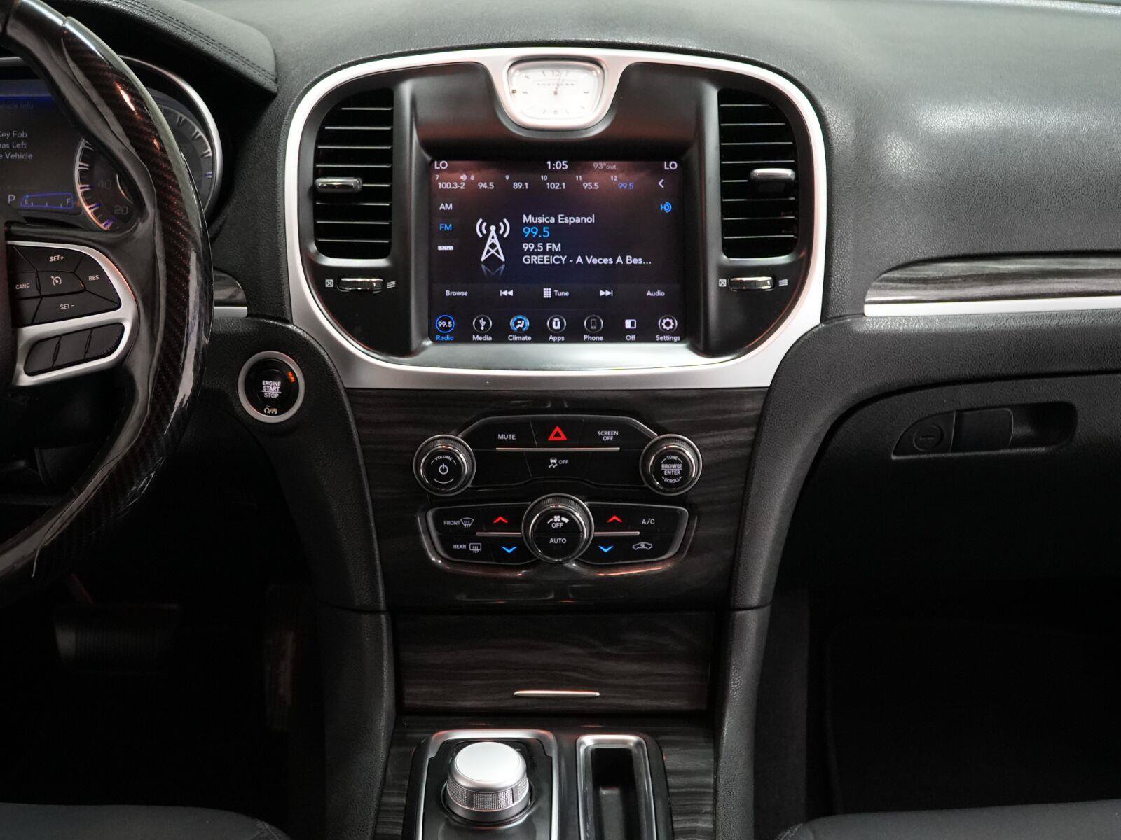 Used 2019 Chrysler 300 Touring w/ Sport Appearance Package RWD image 23