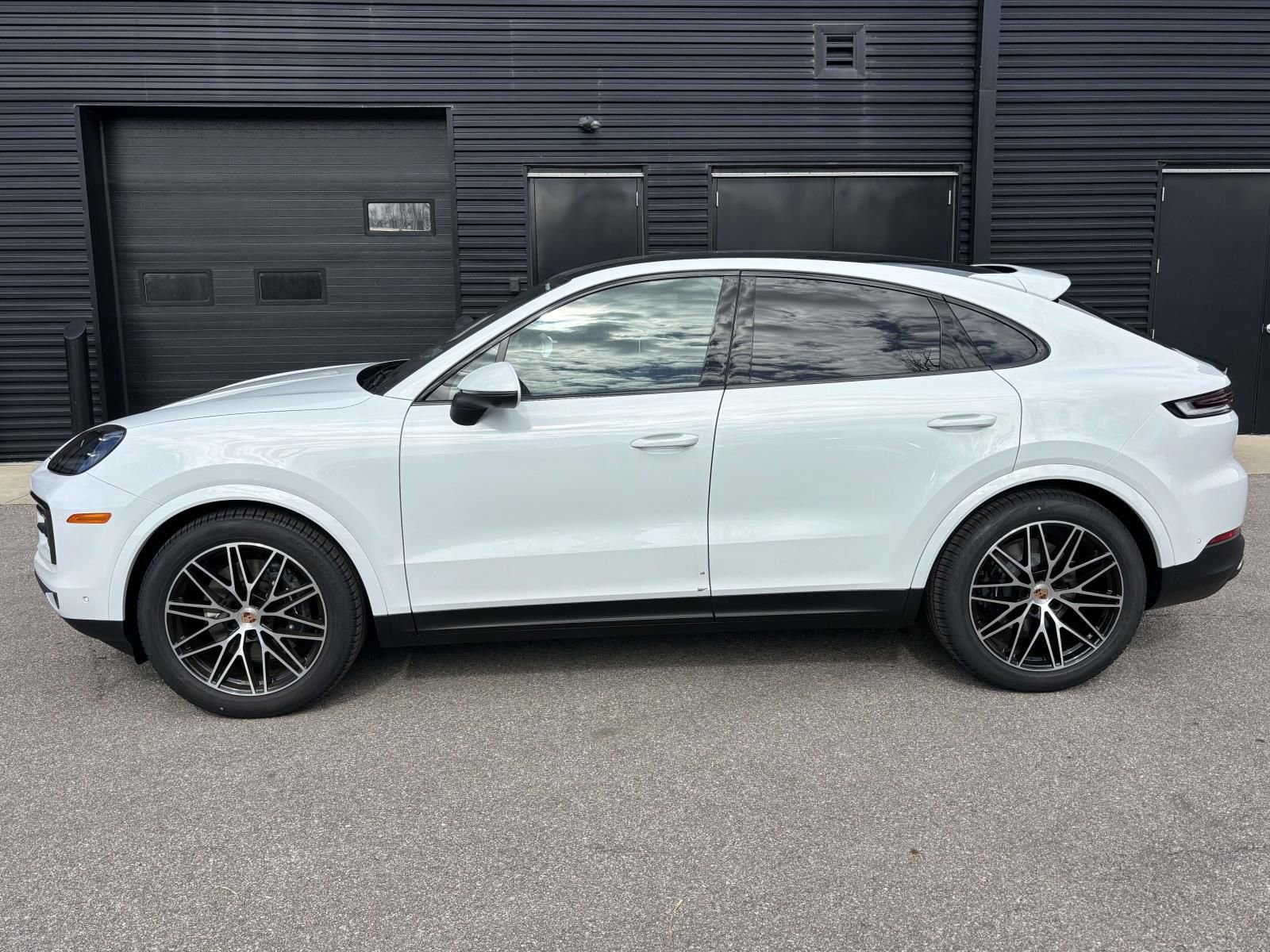 New 2026 Porsche Cayenne Coupe image 2