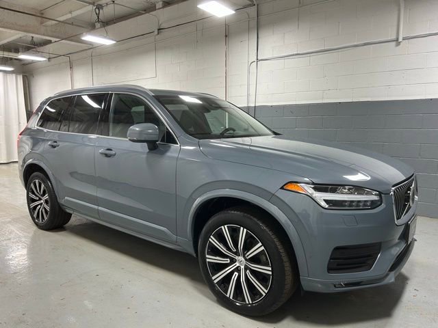 Used 2023 Volvo XC90 B5 Core w/ Climate Package image 4