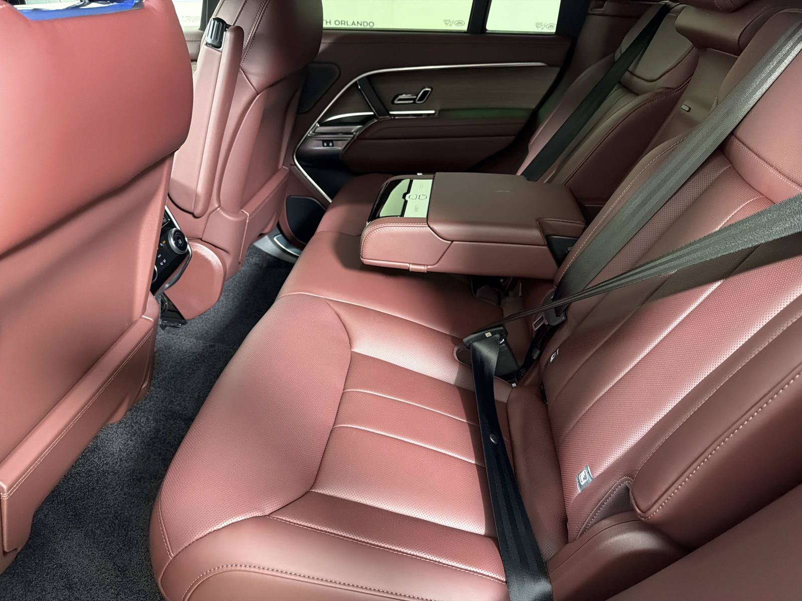 New 2026 Land Rover Range Rover SE AWD/4WD image 12