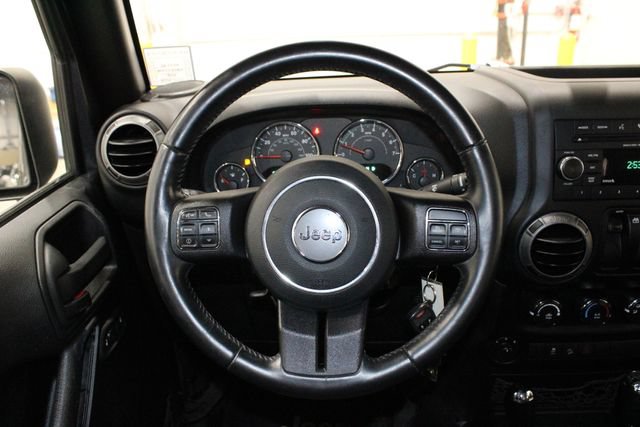 Used 2016 Jeep Wrangler Sport w/ Quick Order Package 24S AWD/4WD image 36
