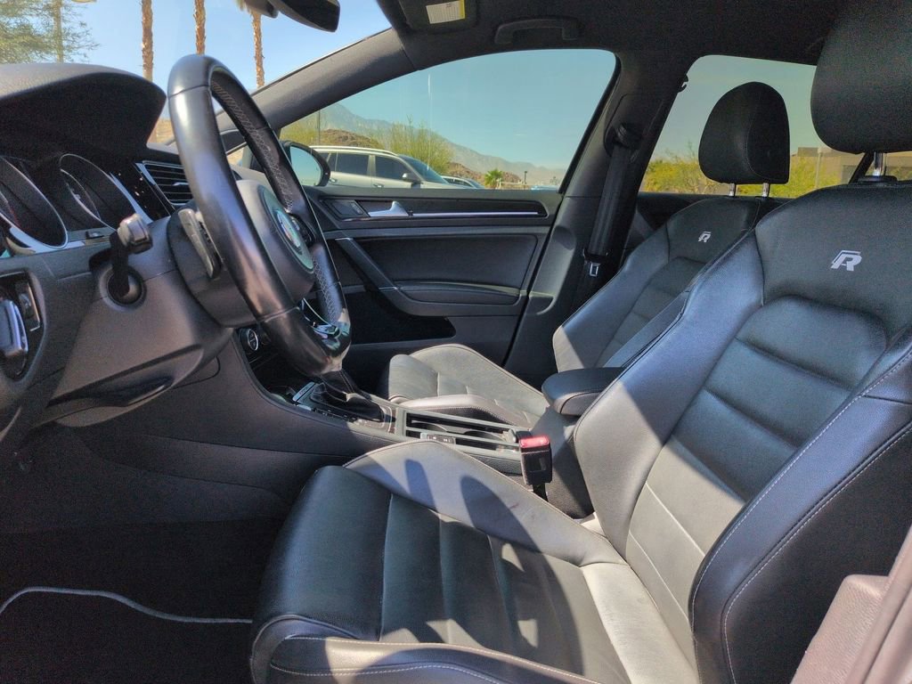 Used 2017 Volkswagen Golf R 4-Door image 14