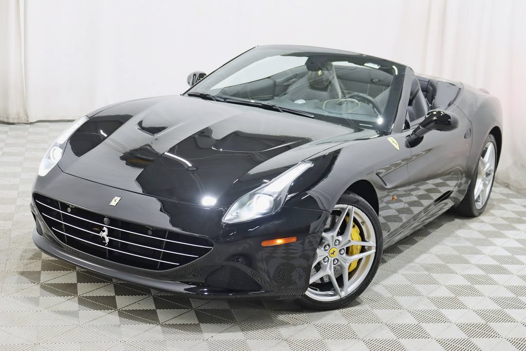 Used 2016 Ferrari California T RWD image 6