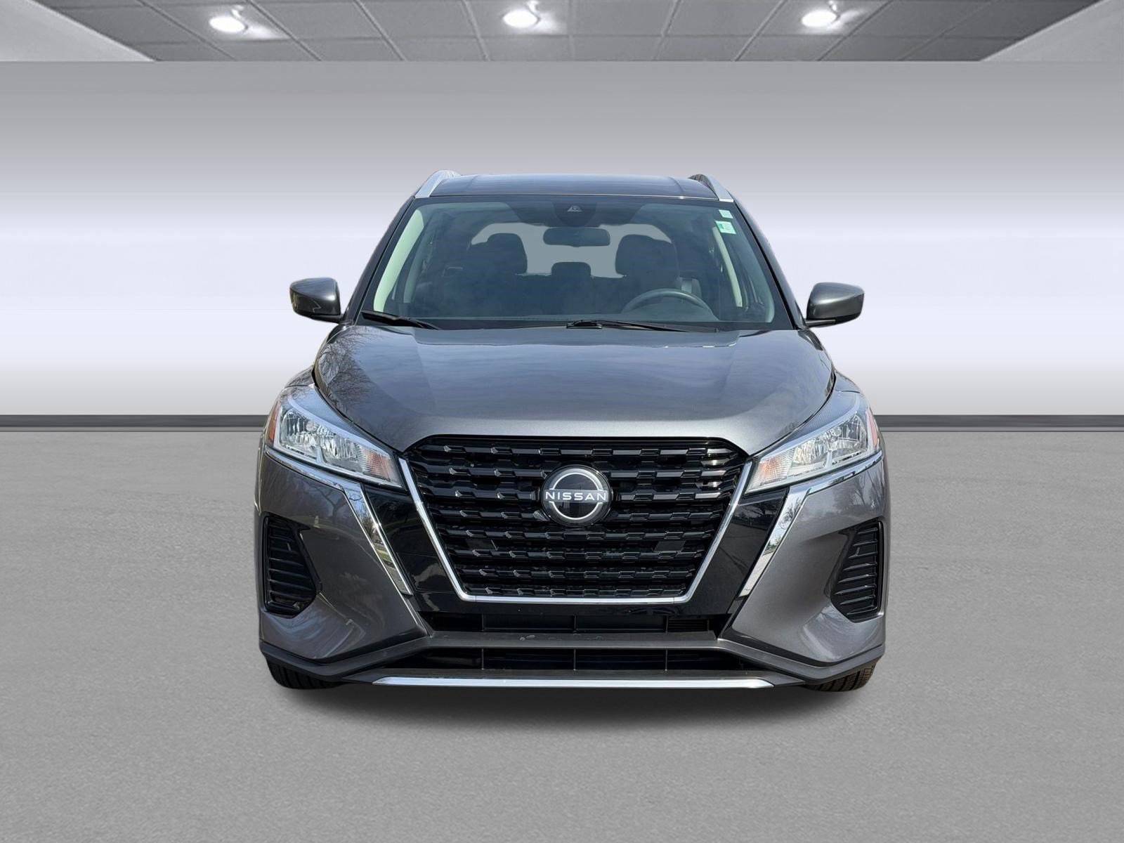 Used 2022 Nissan Kicks SV image 5
