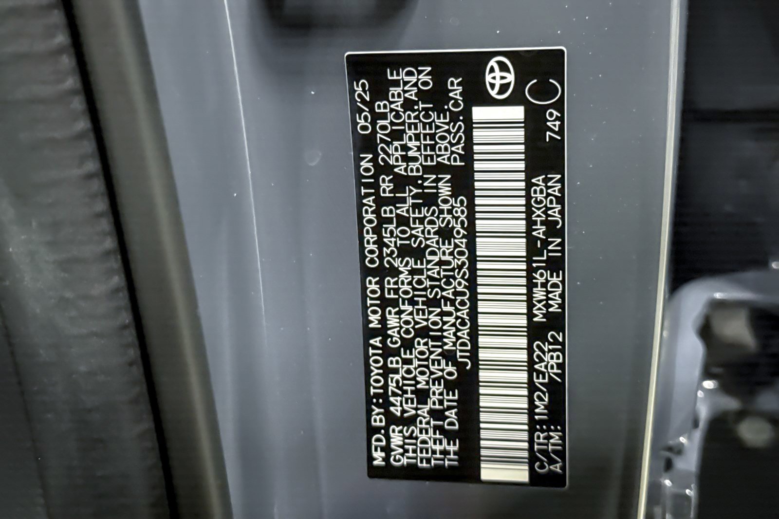 Used 2025 Toyota Prius Plug-In Hybrid image 21