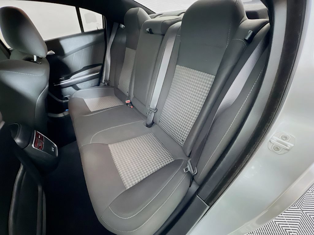 Used 2019 Dodge Charger Scat Pack w/ Dynamics Package RWD image 25