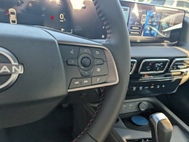 New 2027 Nissan Sentra SR w/ Floor Mat Package FWD image 23