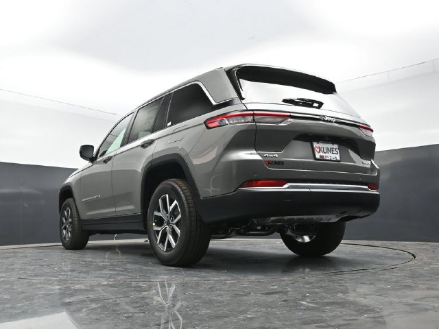 New 2027 Jeep Grand Cherokee Laredo X AWD/4WD image 57