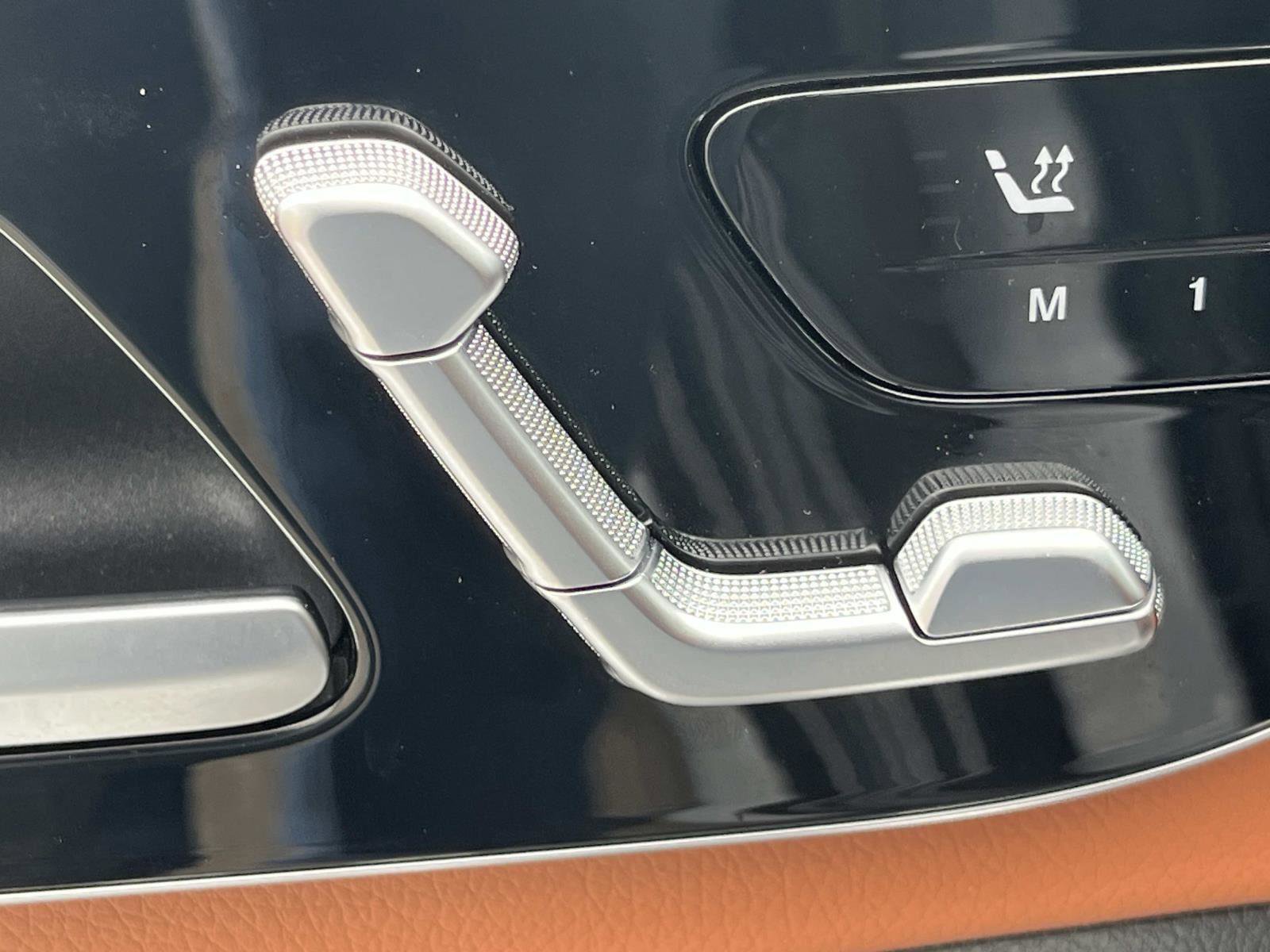 Certified 2024 Mercedes-Benz C 300 4MATIC Sedan image 19