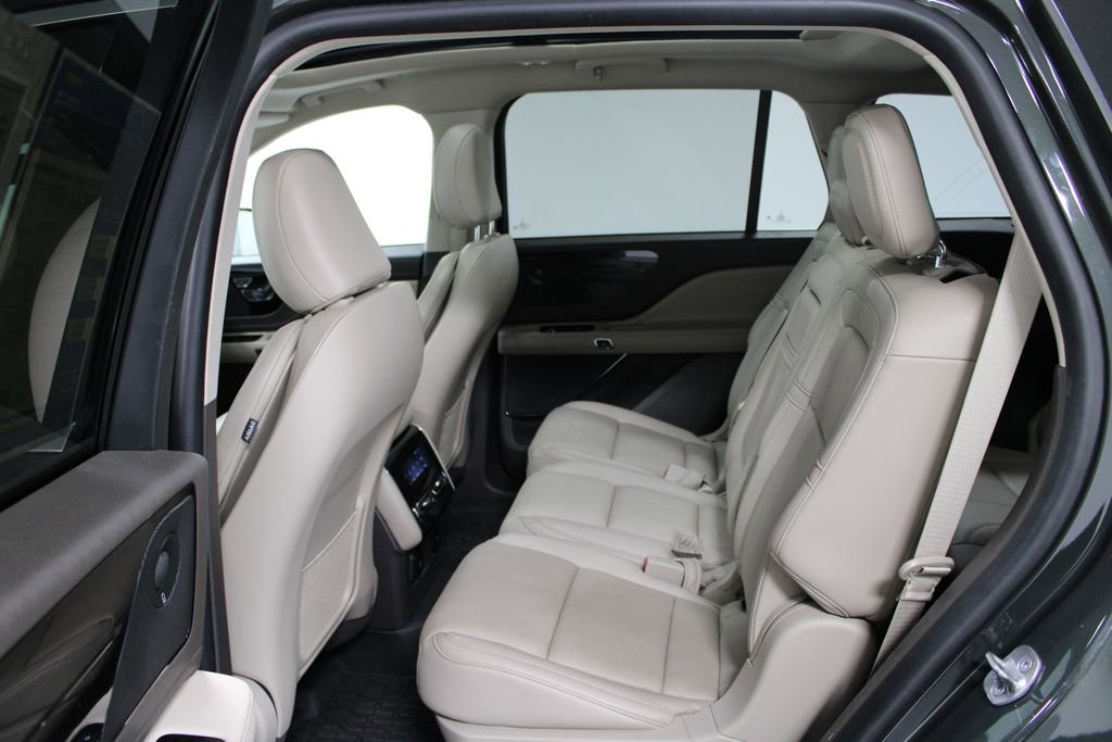 Used 2023 Lincoln Aviator Reserve w/ Equipment Group 201A AWD/4WD image 26