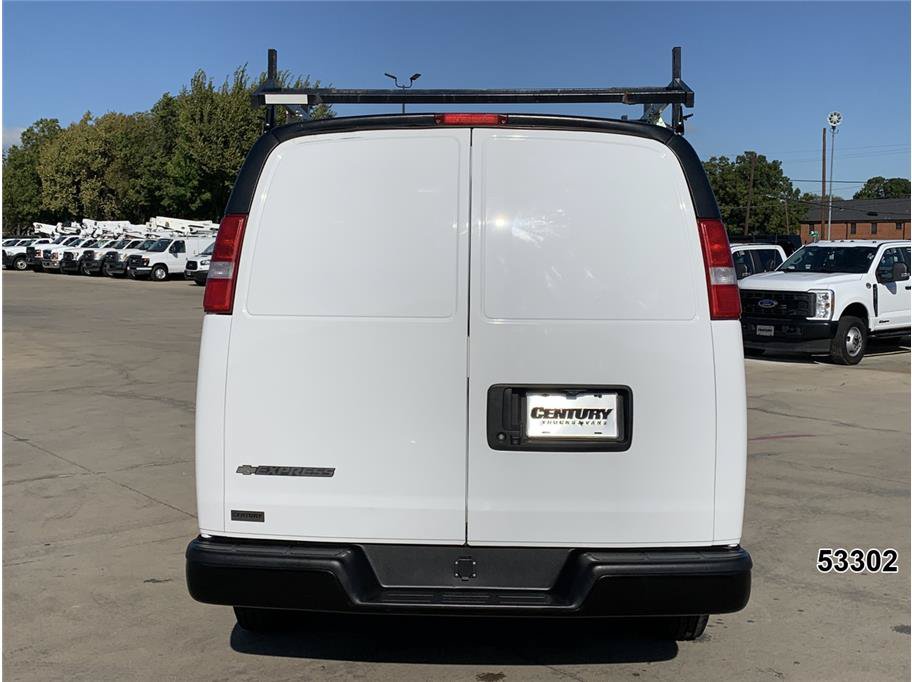 Used 2021 Chevrolet Express 2500 w/ Driver Convenience Package RWD image 7