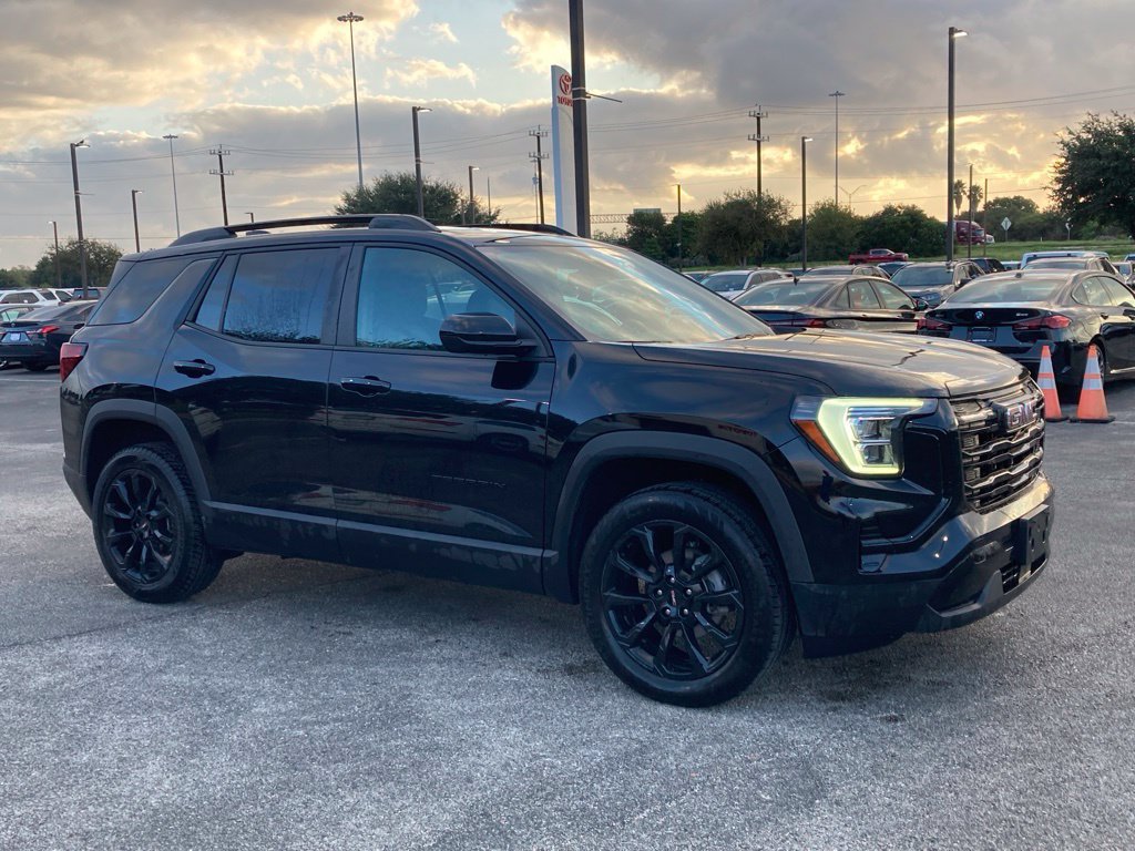 Used 2026 GMC Terrain Elevation w/ Elevation Premium Package AWD/4WD image 3