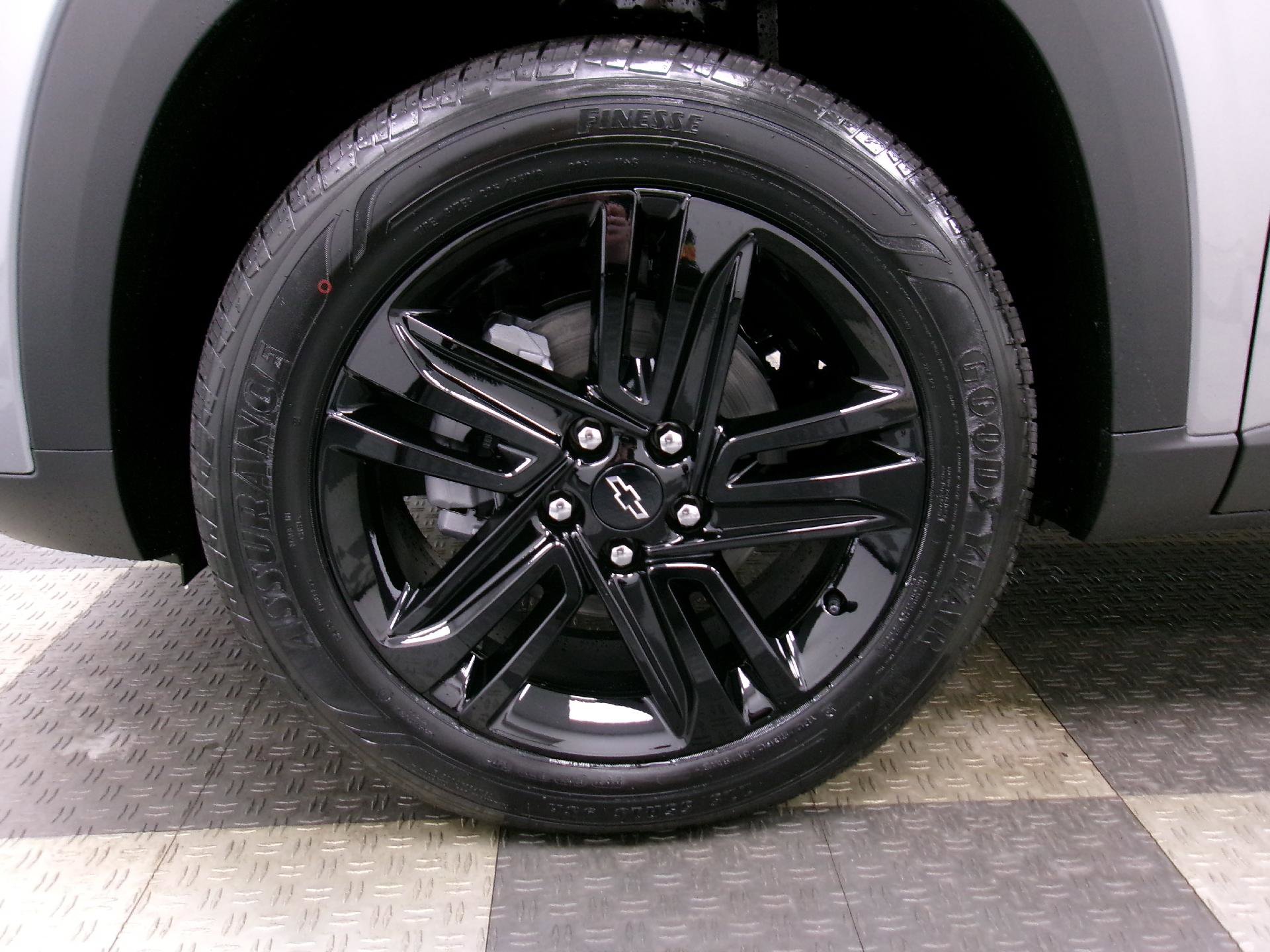 New 2026 Chevrolet Trax ACTIV w/ Driver Confidence Package image 16