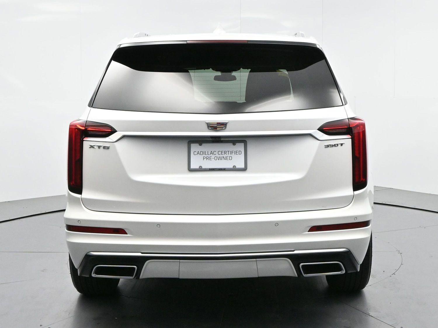 Certified 2025 Cadillac XT6 Luxury FWD image 6