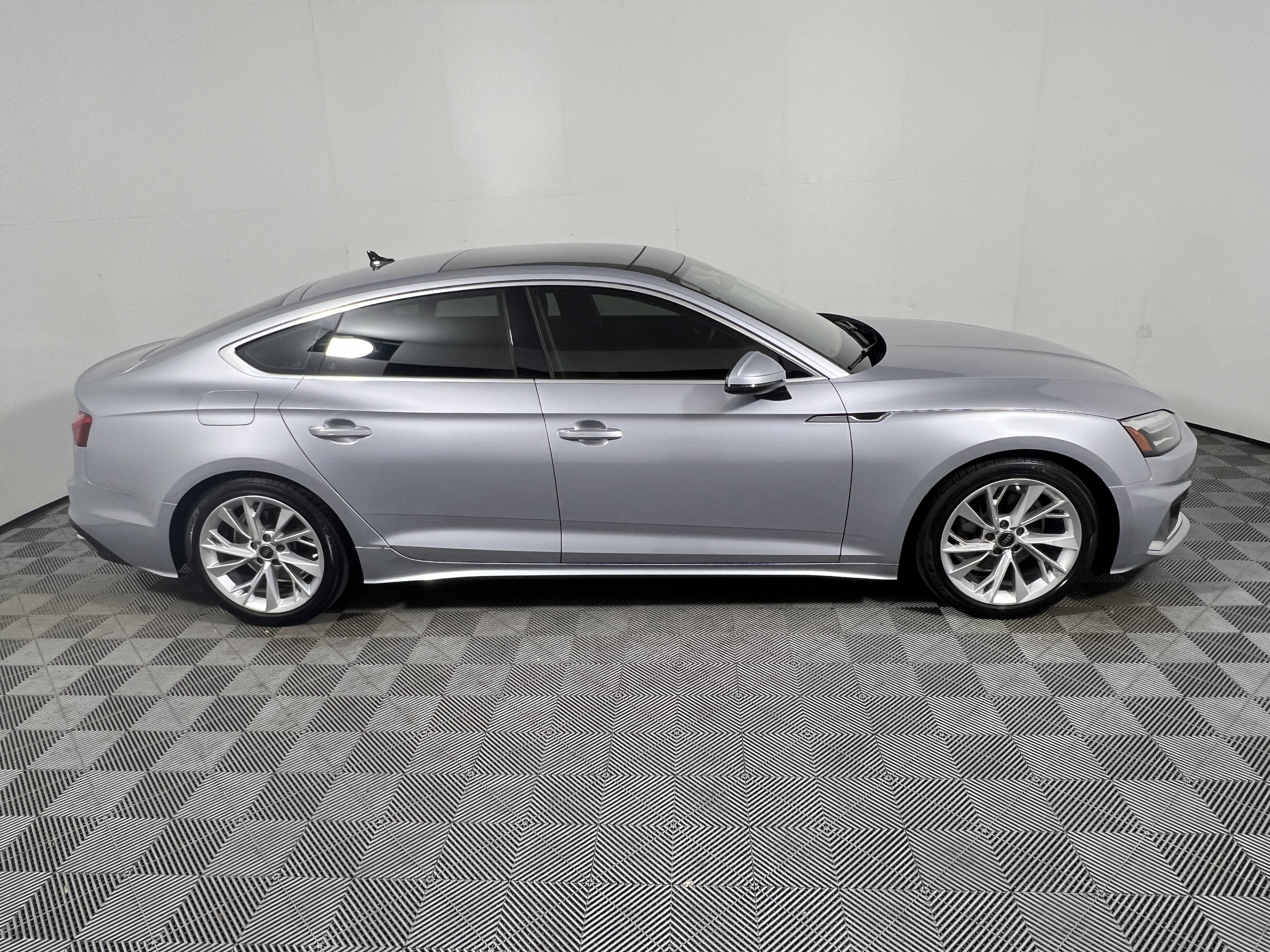 Used 2022 Audi A5 2.0T Premium AWD/4WD image 6
