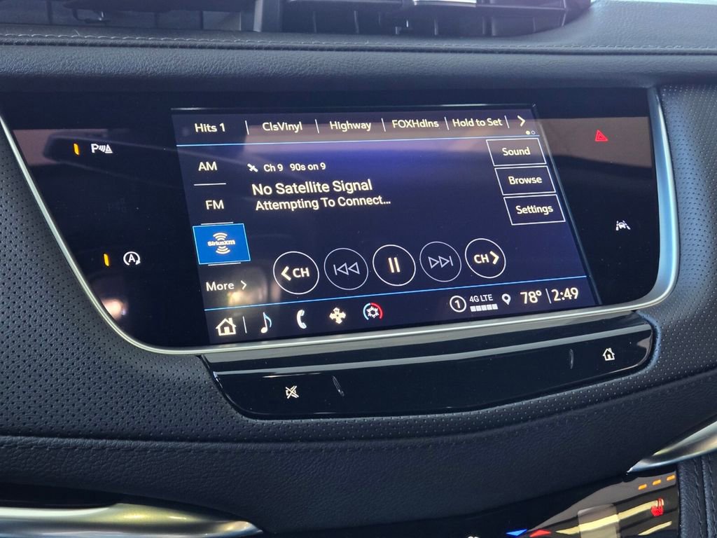 New 2025 Cadillac XT6 Luxury image 35