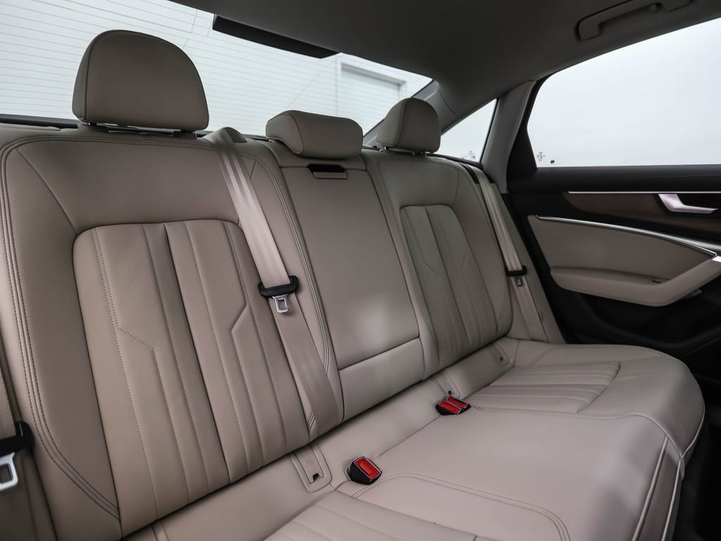 Used 2024 Audi A6 2.0T Premium w/ Convenience Package image 28