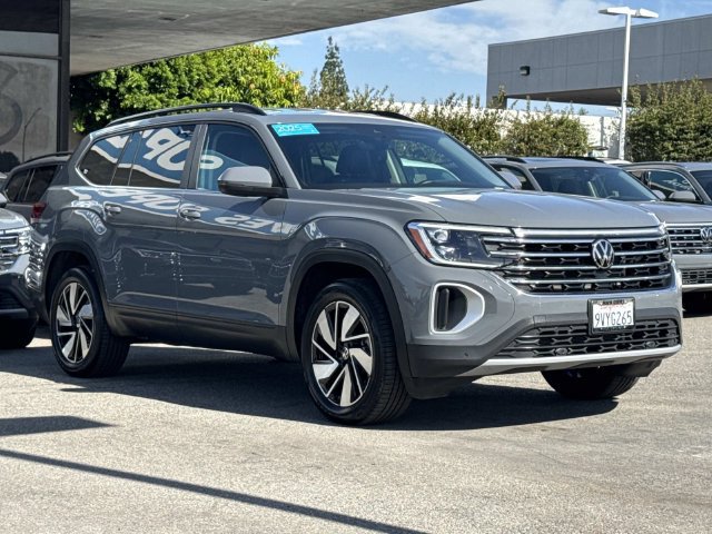 Certified 2025 Volkswagen Atlas SE AWD/4WD image 7