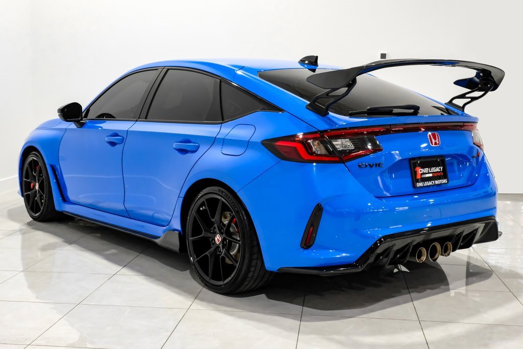 Used 2023 Honda Civic Type R image 9