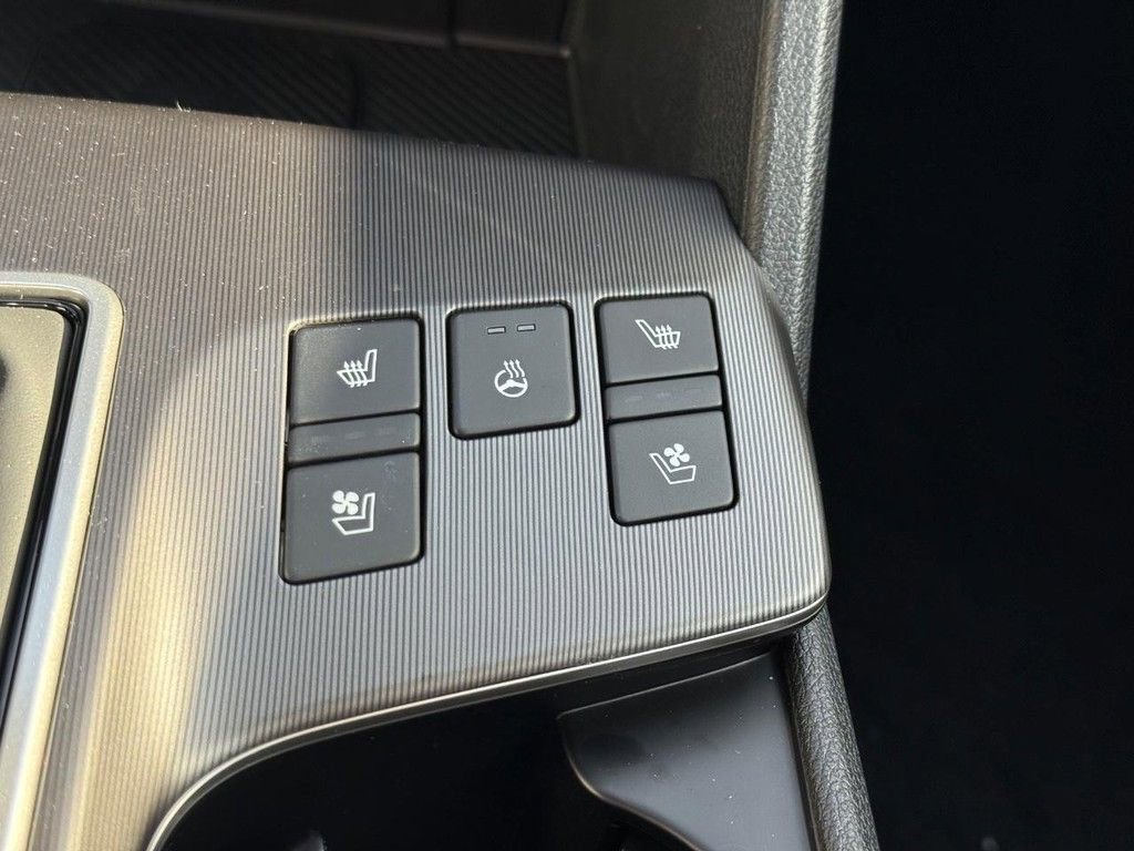 New 2026 Kia Sportage SX image 16