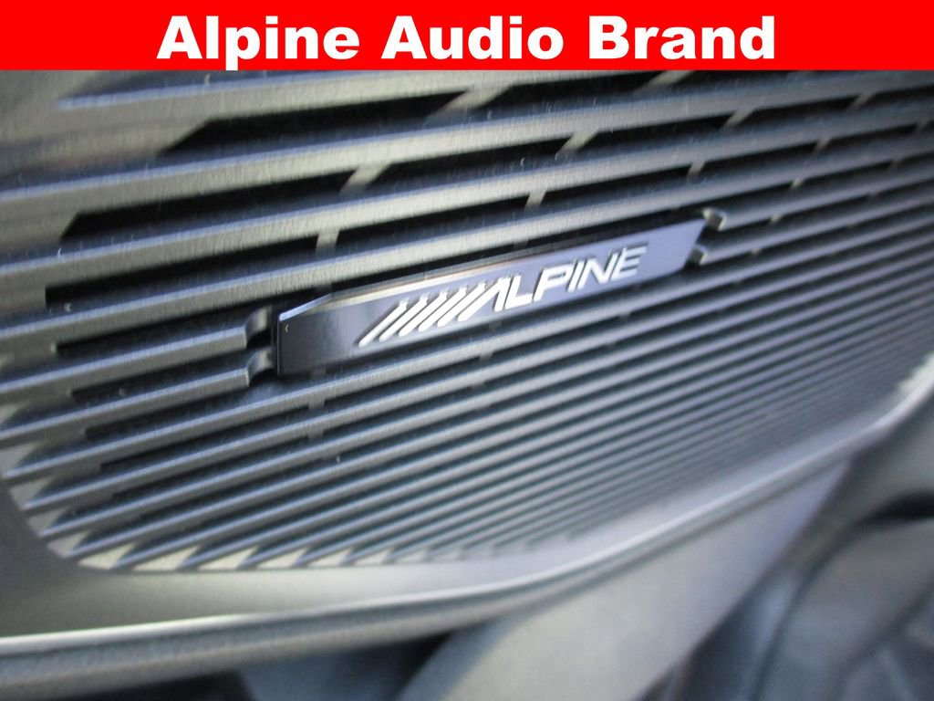 Used 2023 Jeep Wagoneer L 4WD w/ Premium Group I image 21