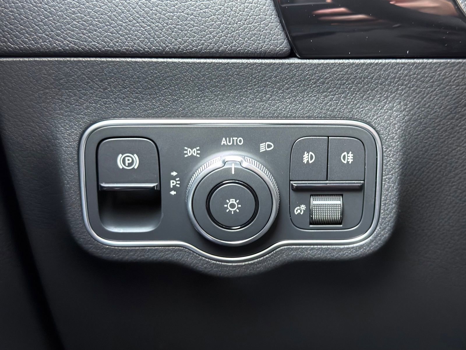 New 2026 Mercedes-Benz GLA 250 image 23
