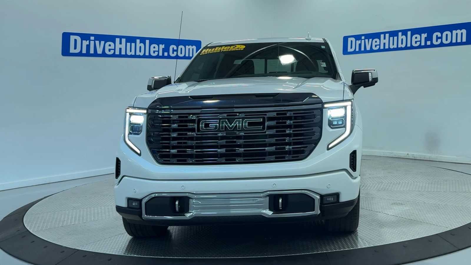 Used 2023 GMC Sierra 1500 Denali Ultimate AWD/4WD image 2