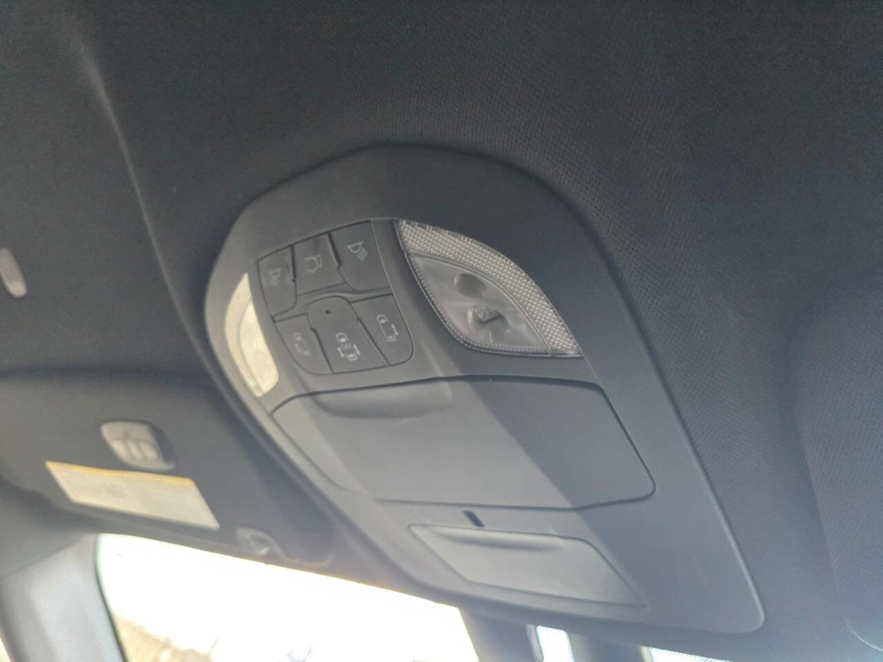 Used 2020 Chrysler Pacifica Touring w/ Advanced Safetytec Group FWD image 63
