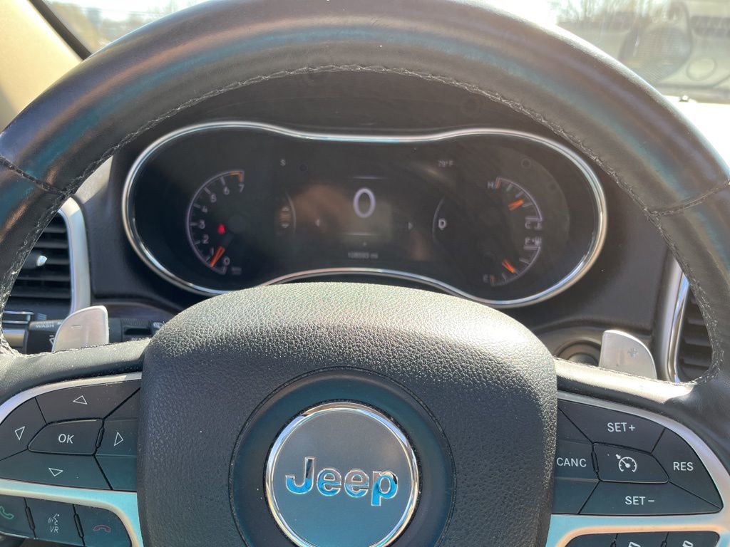 Used 2014 Jeep Grand Cherokee Limited w/ Luxury Group II image 14