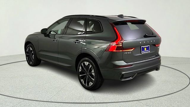 New 2026 Volvo XC60 T8 Plus w/ Climate Package PRO AWD/4WD image 5