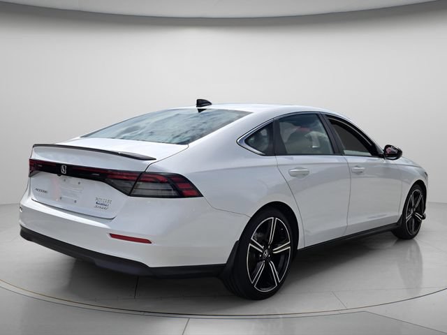 Used 2025 Honda Accord Sport image 8