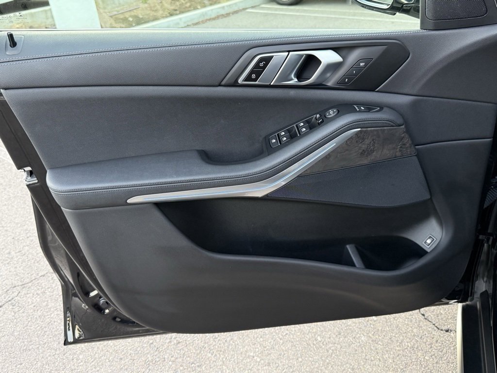 Certified 2022 BMW X5 xDrive45e w/ Climate Comfort Package image 19