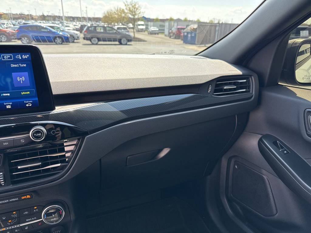 Used 2025 Ford Escape ST-Line w/ Cold Weather Package image 26