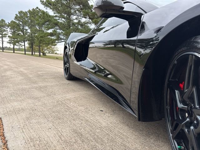 Used 2021 Chevrolet Corvette Stingray Premium Conv w/ Z51 Performance Package image 26