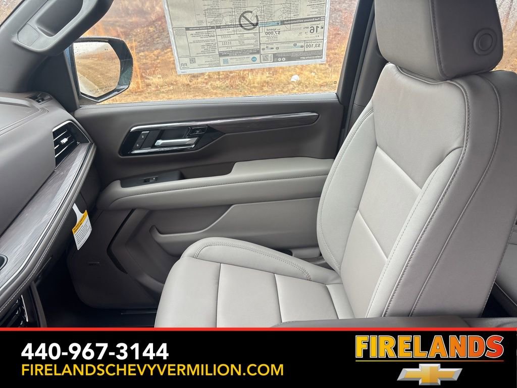 New 2026 Chevrolet Suburban LT w/ Comfort Package image 16
