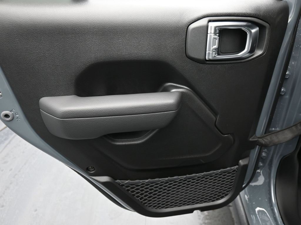 New 2026 Jeep Wrangler Unlimited Rubicon image 11