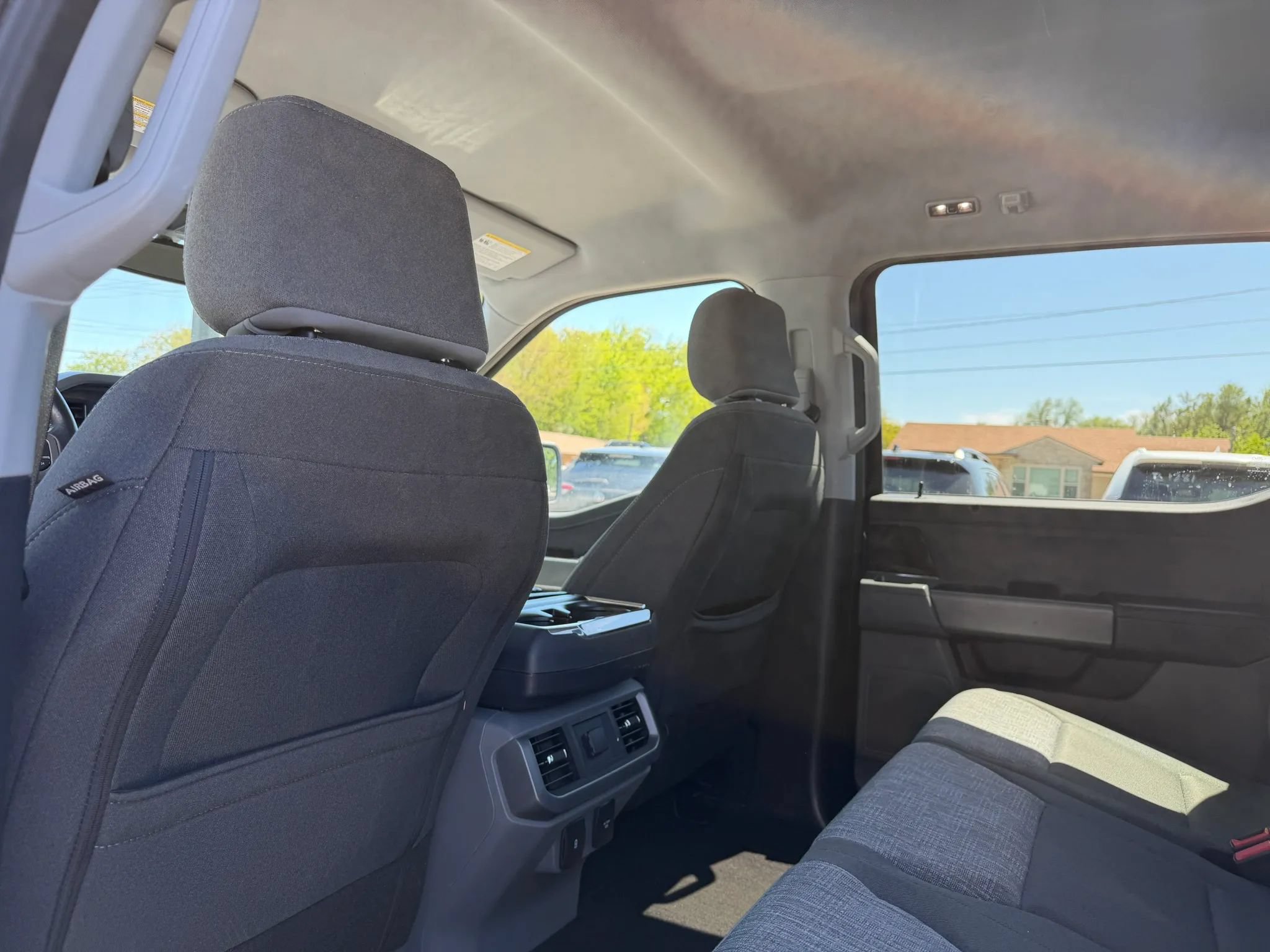 Used 2022 Ford F150 Lightning XLT AWD/4WD image 26