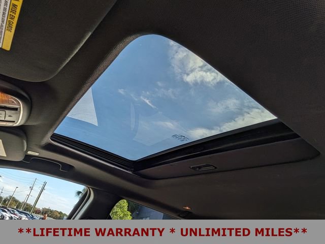 Used 2022 Jeep Grand Cherokee Limited image 23