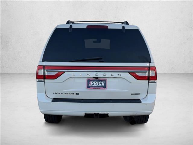 Used 2015 Lincoln Navigator L 2WD image 8