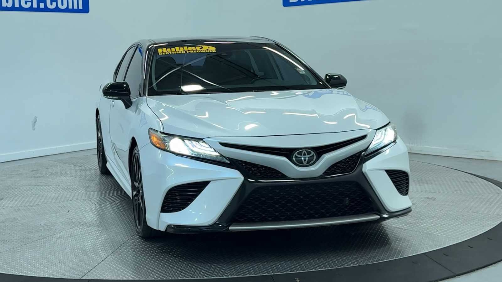 Used 2019 Toyota Camry XSE w/ Navigation Package FWD image 8