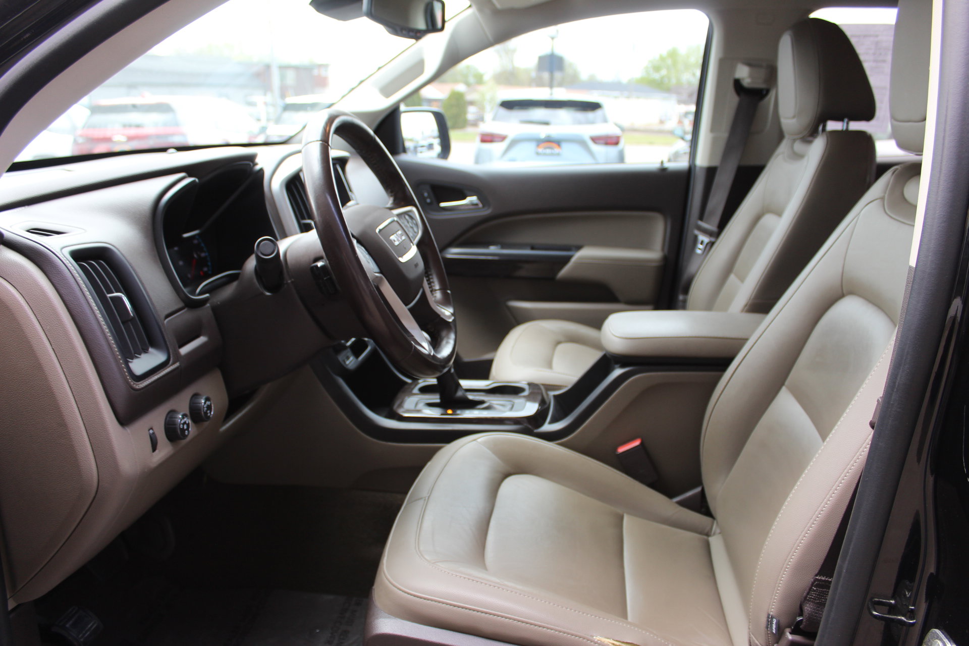 Used 2018 GMC Canyon SLT w/ Driver Alert Package AWD/4WD image 11