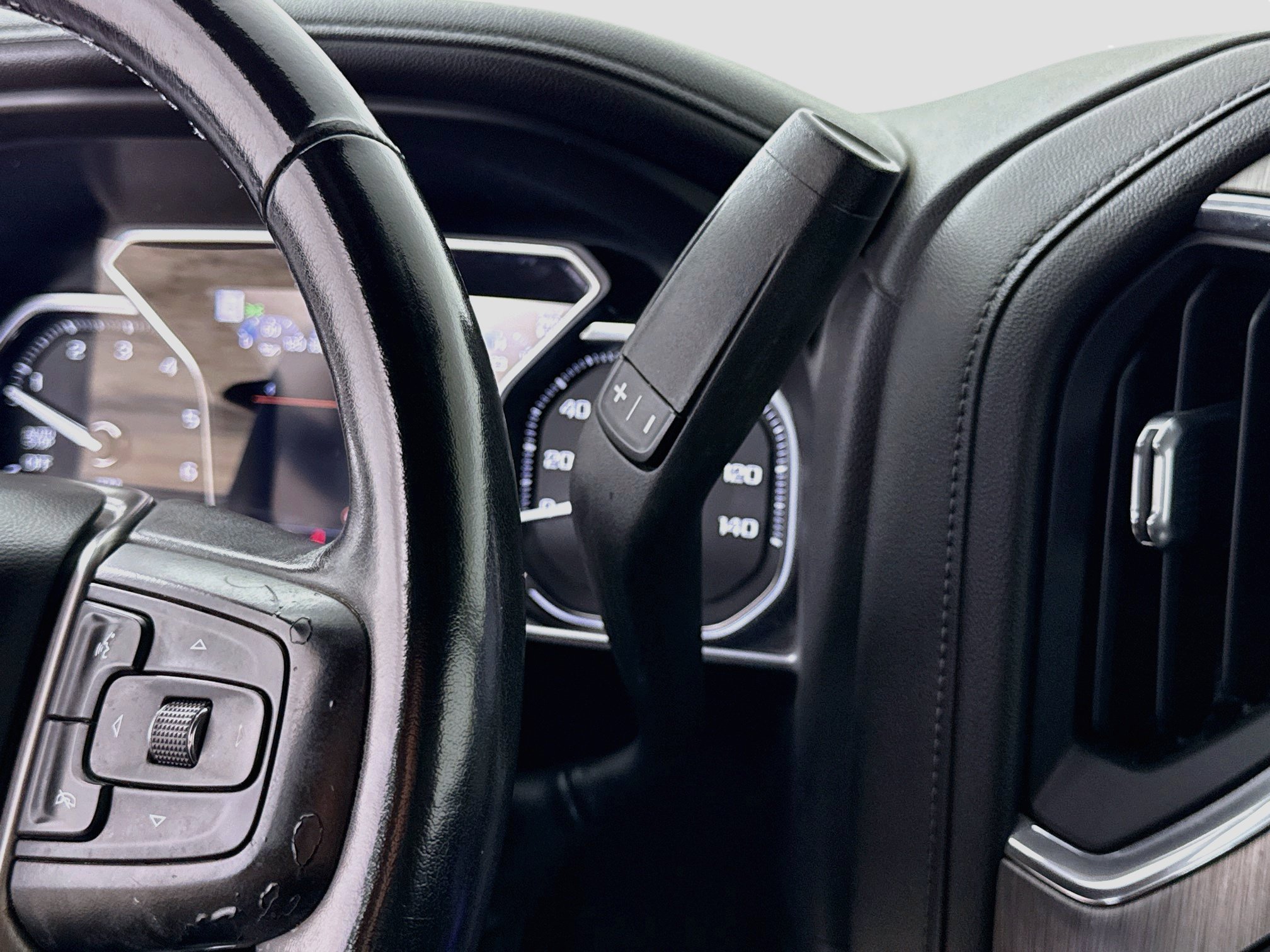 Used 2021 GMC Sierra 1500 Denali AWD/4WD image 18