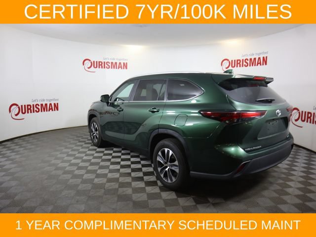 Used 2024 Toyota Highlander XLE FWD image 14